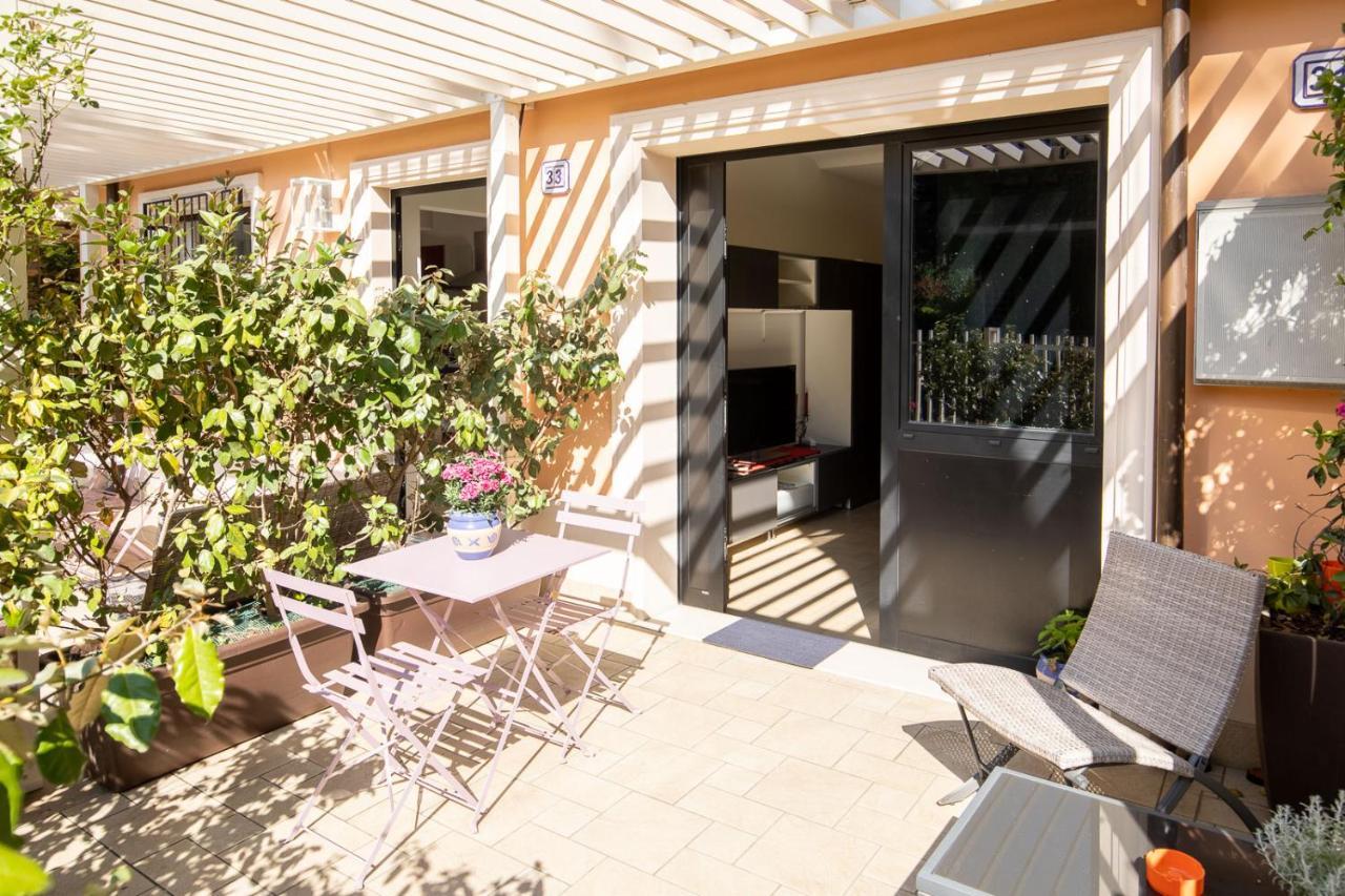 Romantico Open Space A 3Min Dalla Spiaggia - Homeunity Rimini Exterior photo