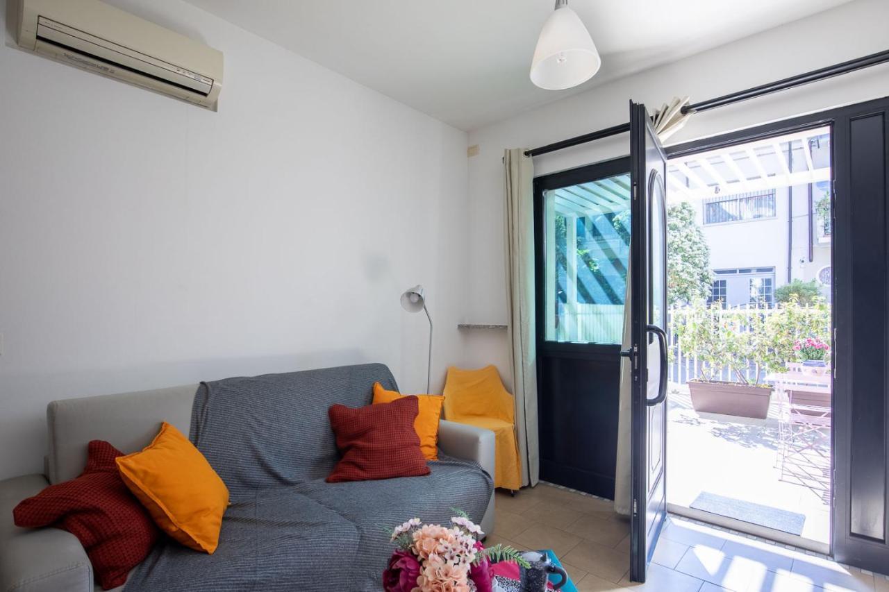 Romantico Open Space A 3Min Dalla Spiaggia - Homeunity Rimini Exterior photo