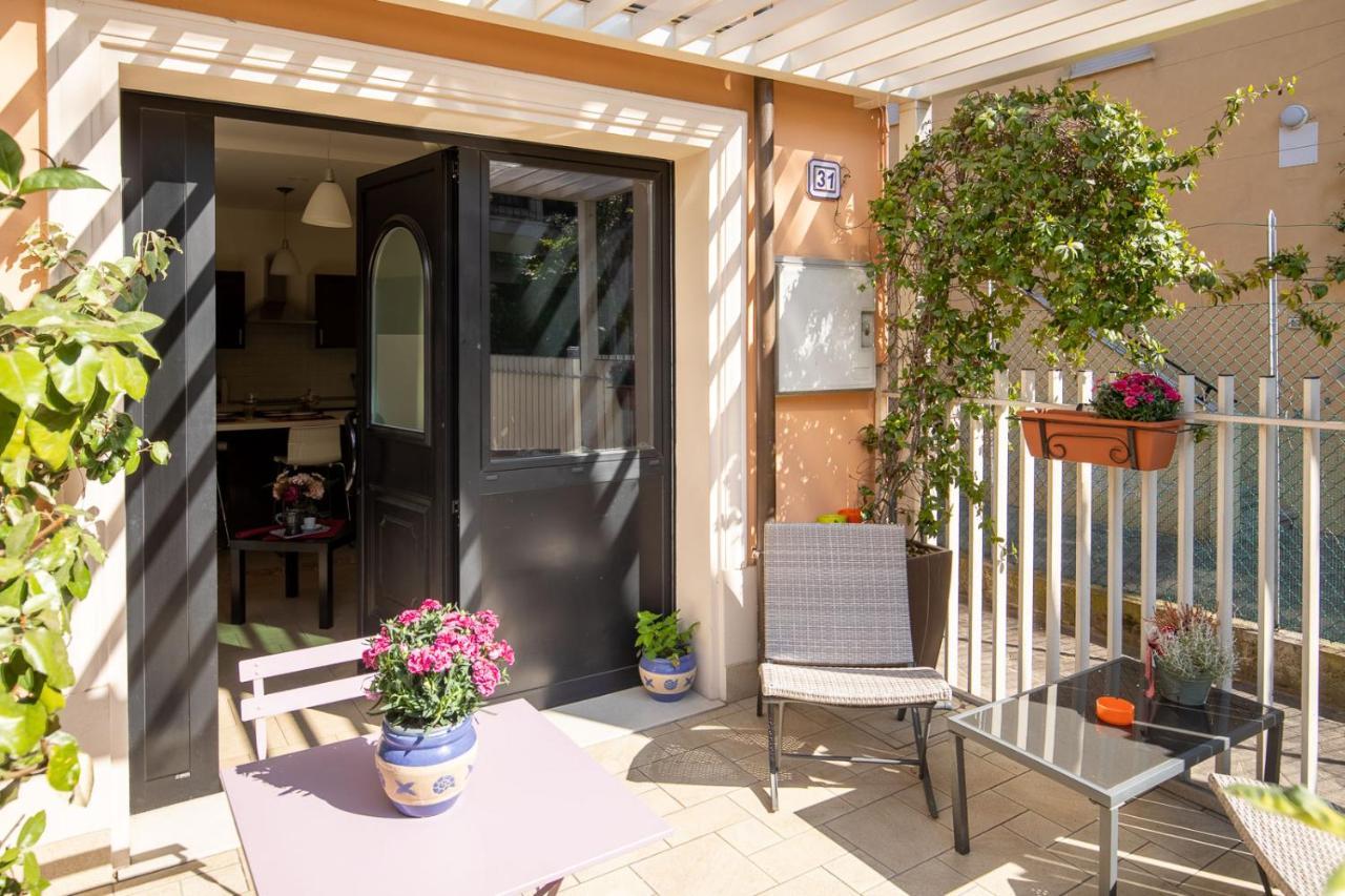 Romantico Open Space A 3Min Dalla Spiaggia - Homeunity Rimini Exterior photo