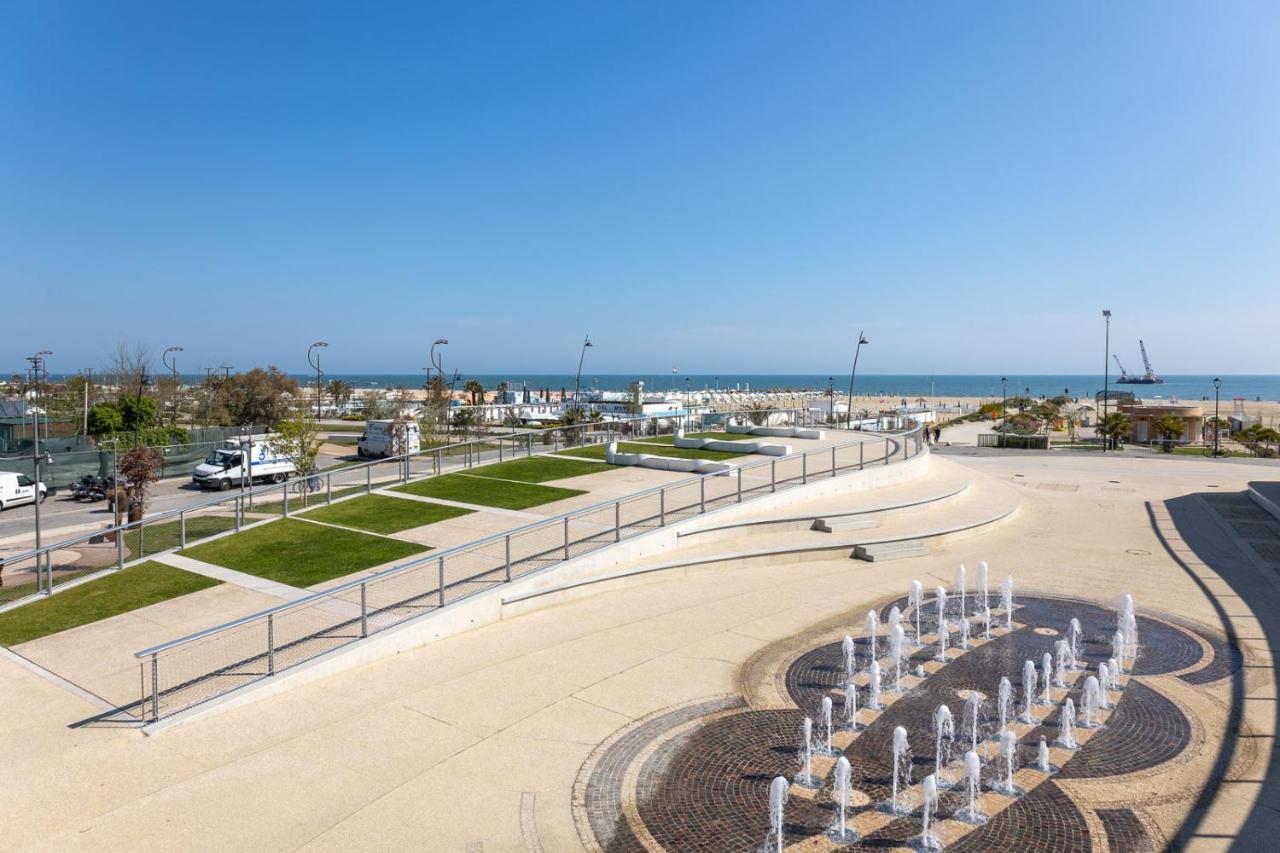 Romantico Open Space A 3Min Dalla Spiaggia - Homeunity Rimini Exterior photo